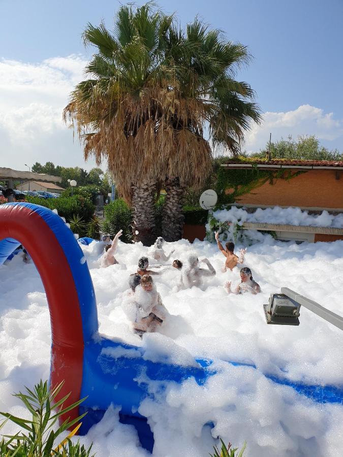 Bungalow Charmant A Saint-Cyprien + Piscine Partagee Villa Eksteriør billede